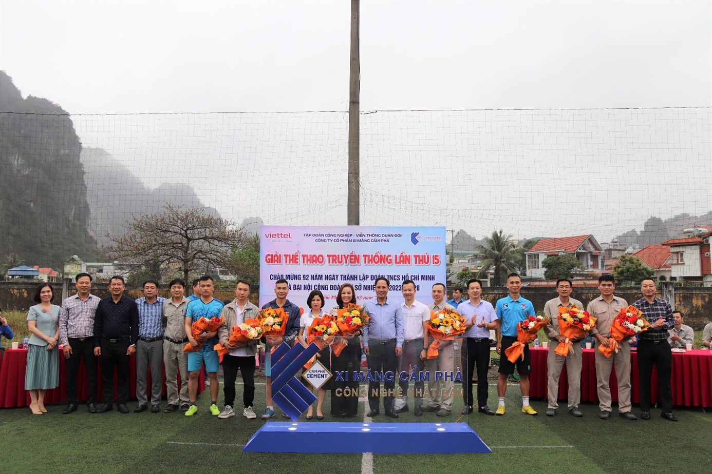 Xi măng Cẩm Phả khai mạc Giải thể thao truyền thống lần thứ 15