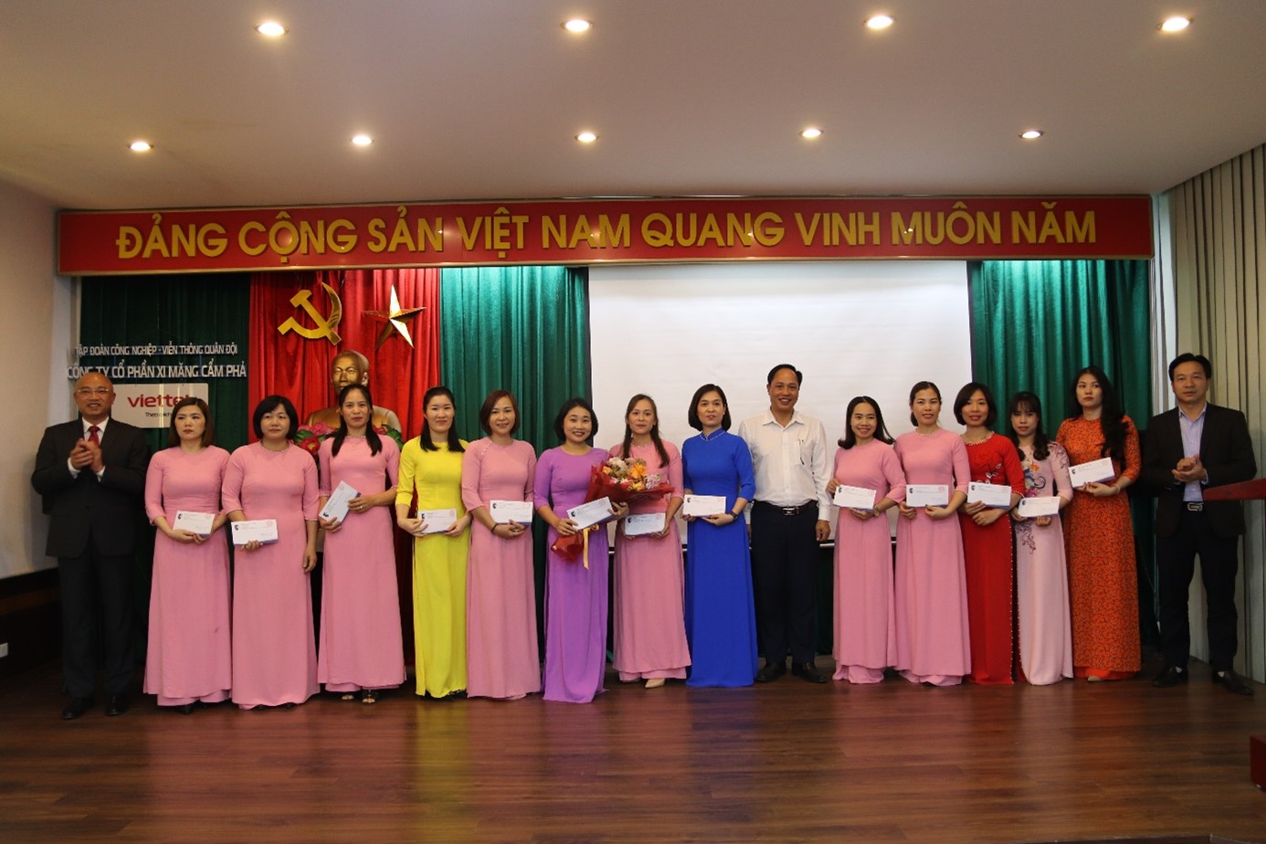 Xi măng Cẩm Phả tổ chức các hoạt động chào mừng kỷ niệm 113 năm ngày Quốc tế phụ nữ 8/3